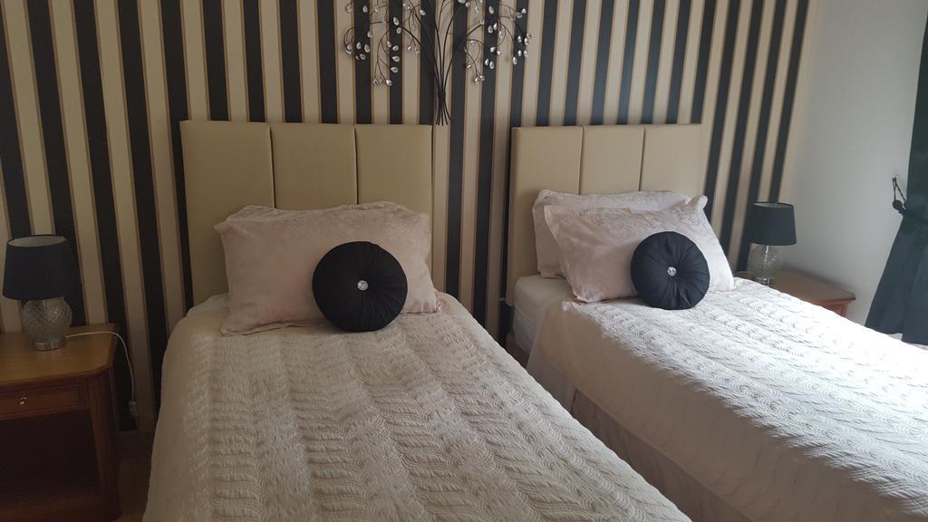 Grange House B&B ゴールウェイ エクステリア 写真